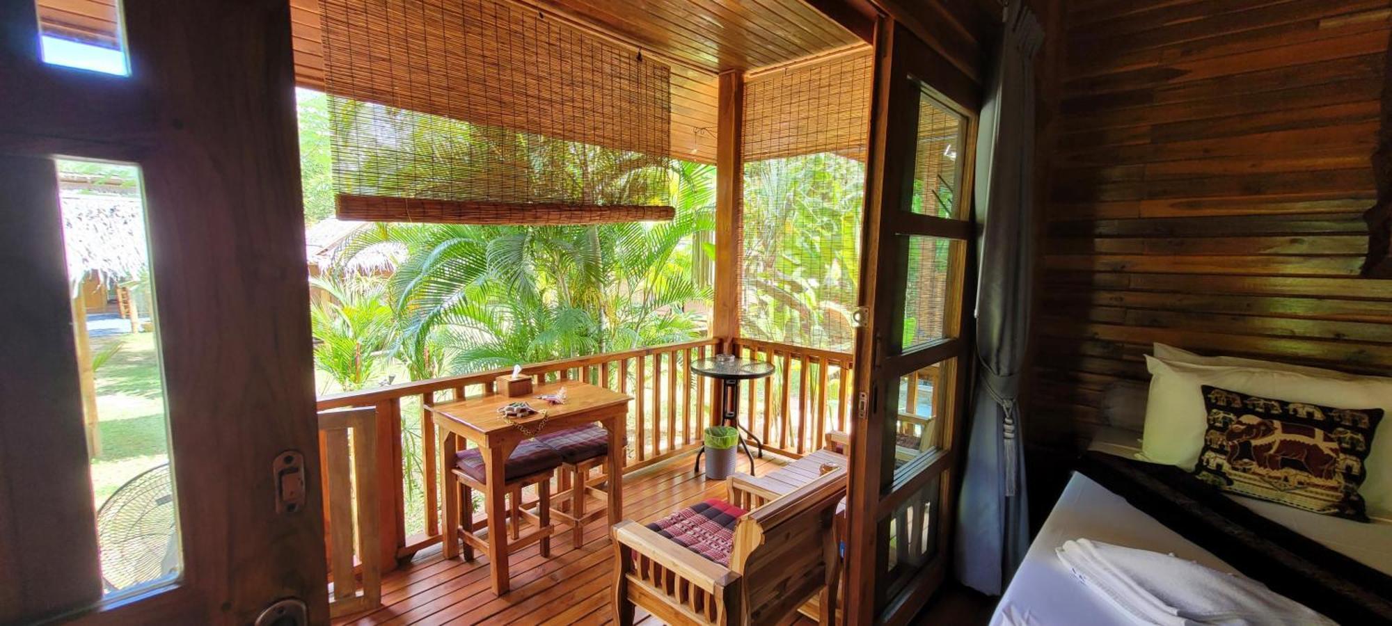 Samui Blue Bird Bed & Breakfast Mae Nam Room photo