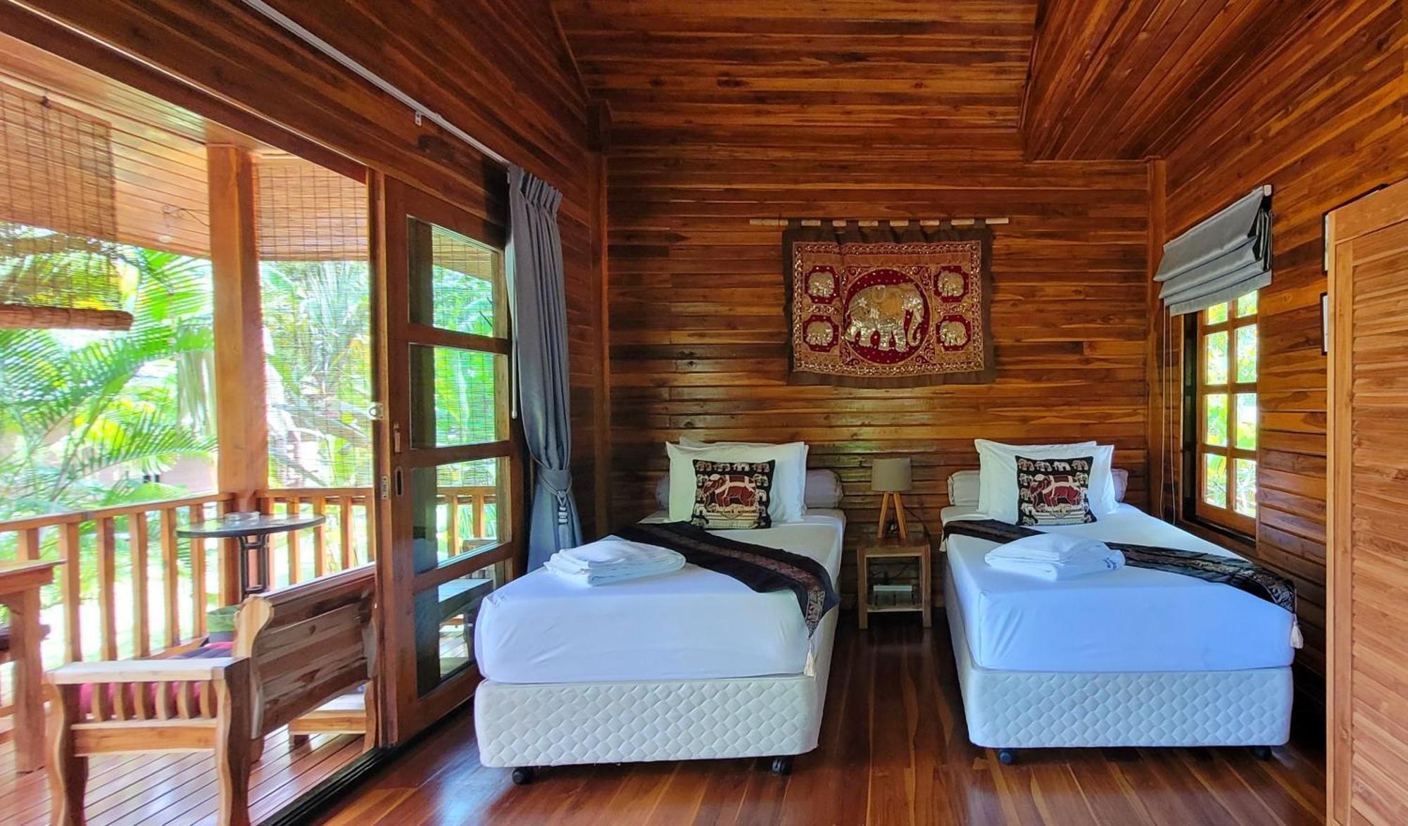 Samui Blue Bird Bed & Breakfast Mae Nam Exterior photo